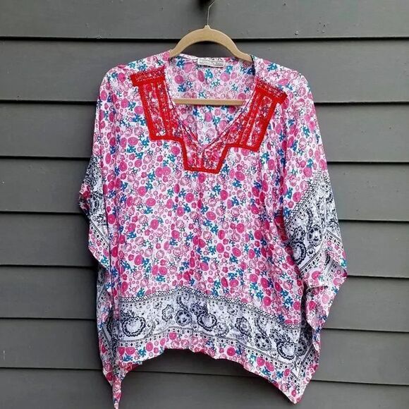 Behind the seams Tops - Behind the Seams Red/Blue Boho Bat Wing Peasant Top ck measurements
